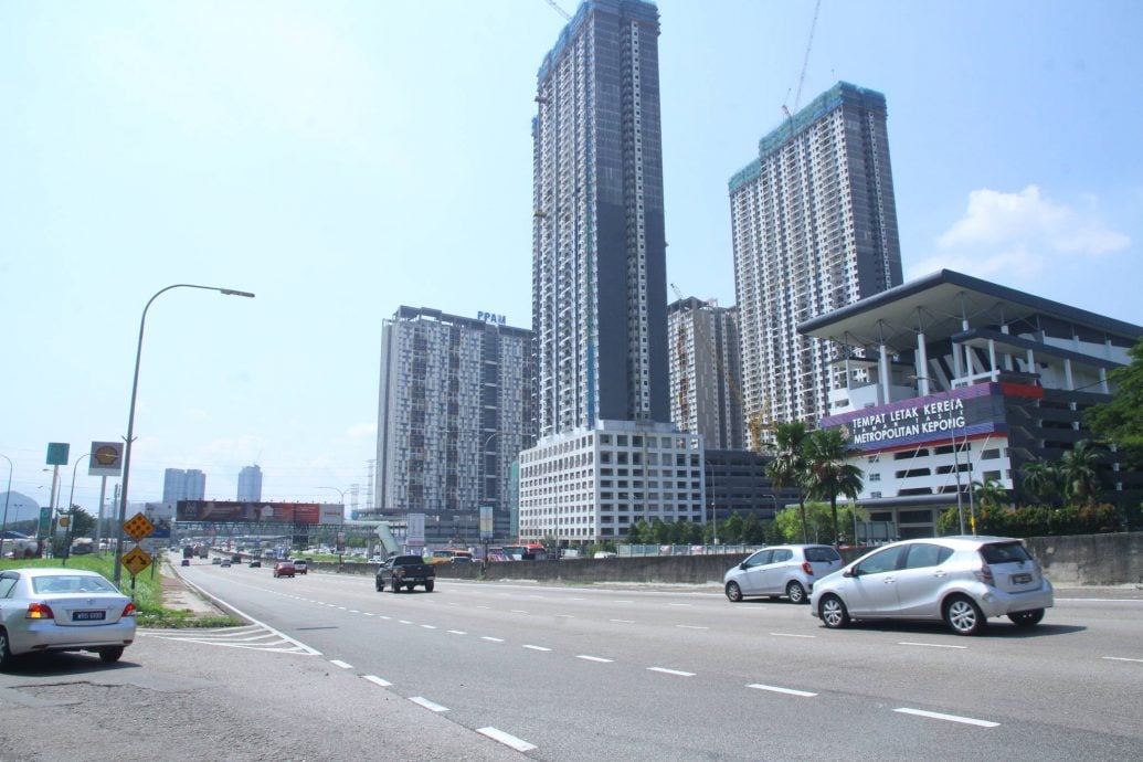 大都会/余保凭巡视MMR2大道