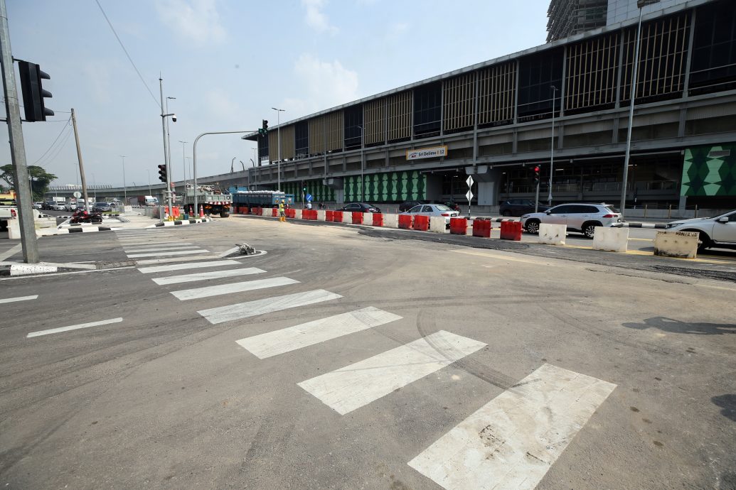 大都会/头/林立迎有关水管工程导致塞车问题