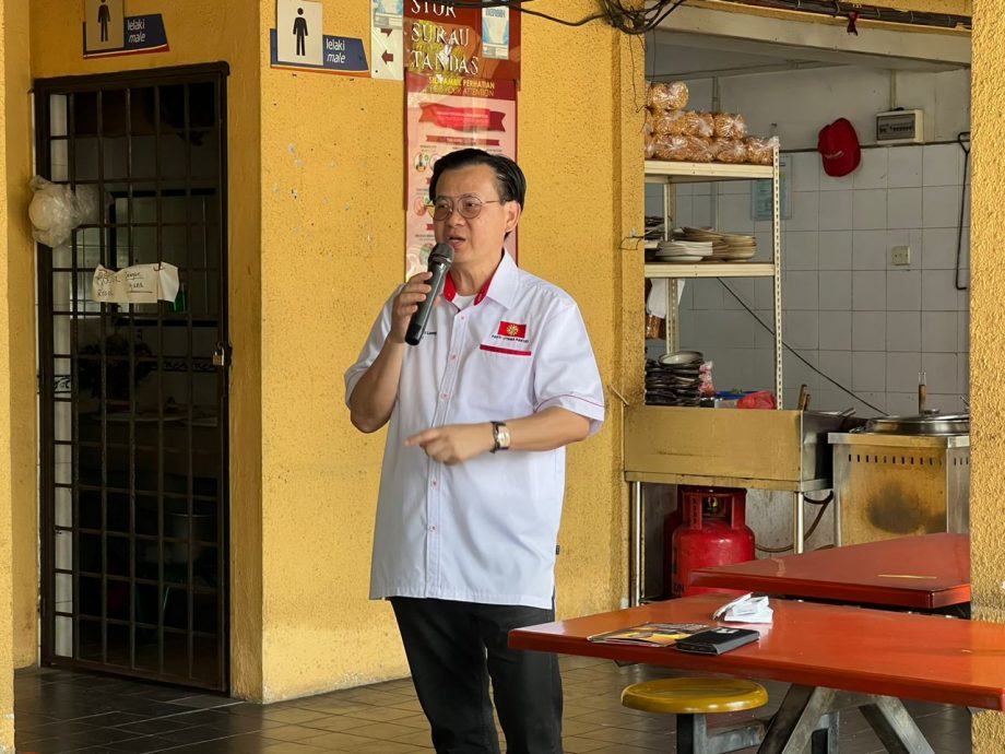 大都会：梁柏耀巡视龙溪美食中心／5图