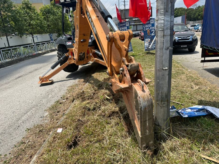 大都会/ME02头/市议会近期更换铝制电线，以减少被偷窃！