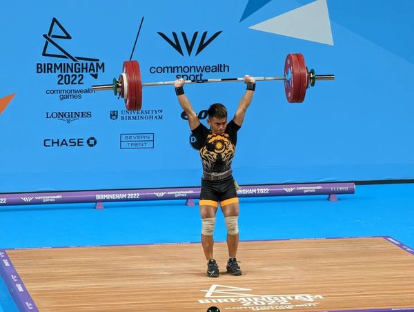 大马双雄争巴黎奥运资格  阿尼克挑战师兄阿兹尼