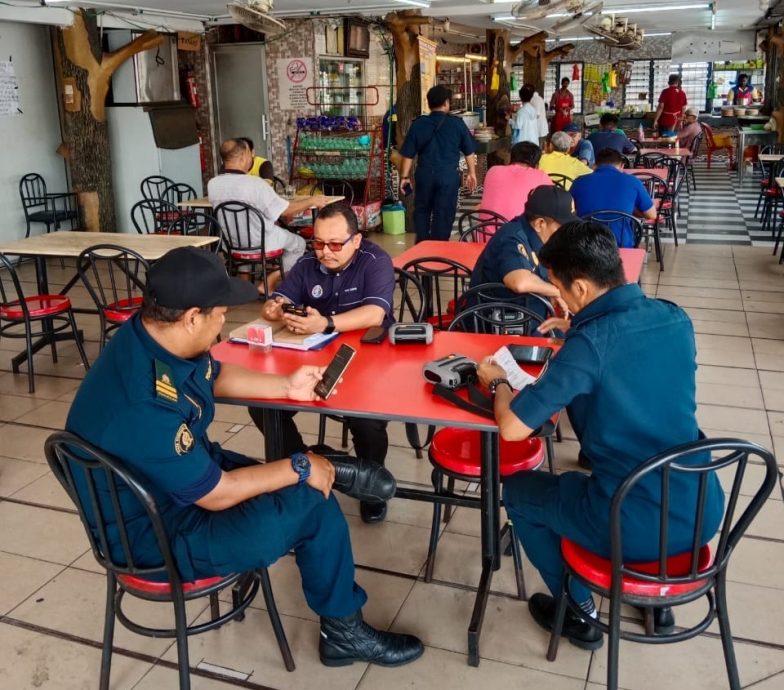 安顺市会查食肆卫生 冷甲业者接16罚单