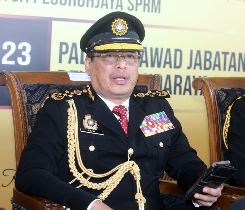 封面头条//反贪会:再不现身 全球通缉慕女婿