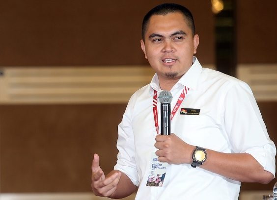 巫青办州选检讨大会 阿克玛:若要我辞职我会走