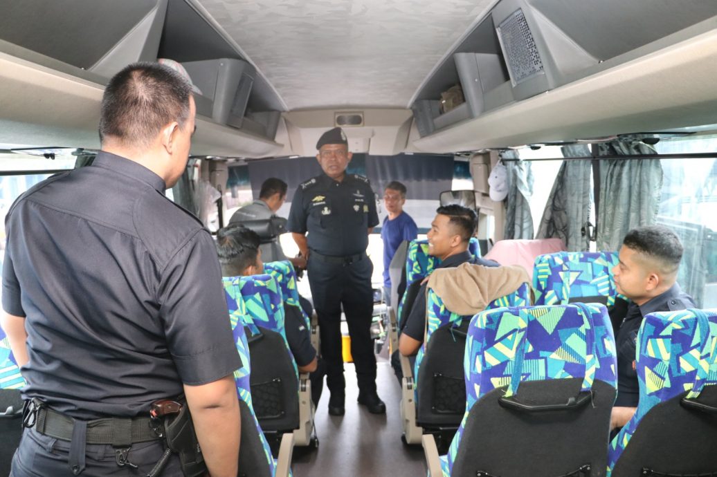 **已签发**柔:柔派1583警力,支援雪州选工作