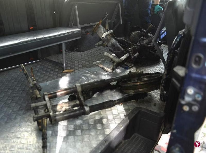 *已签发*柔:狮城二三事:儿网购非法改装踏板车 充电狂烧母丧命