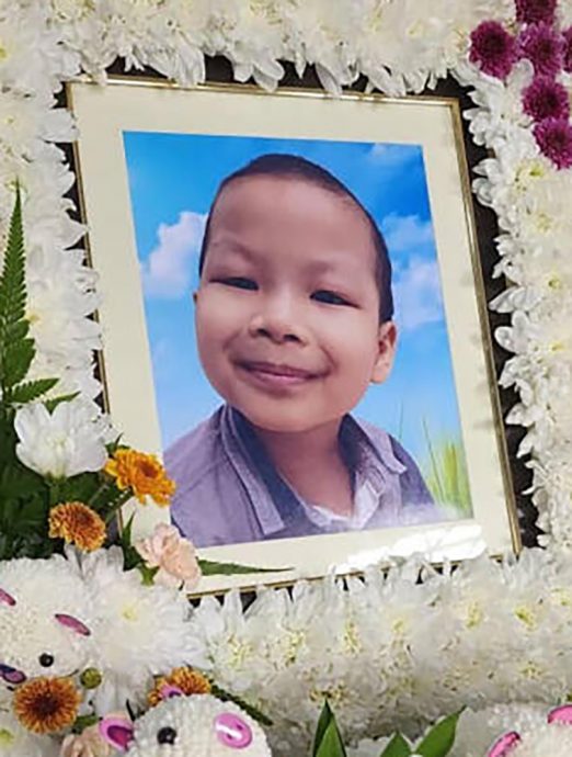 *已签发*柔:狮城二三事:抗癌4年病情恶化拔管 7岁癌庆生两天后童走了