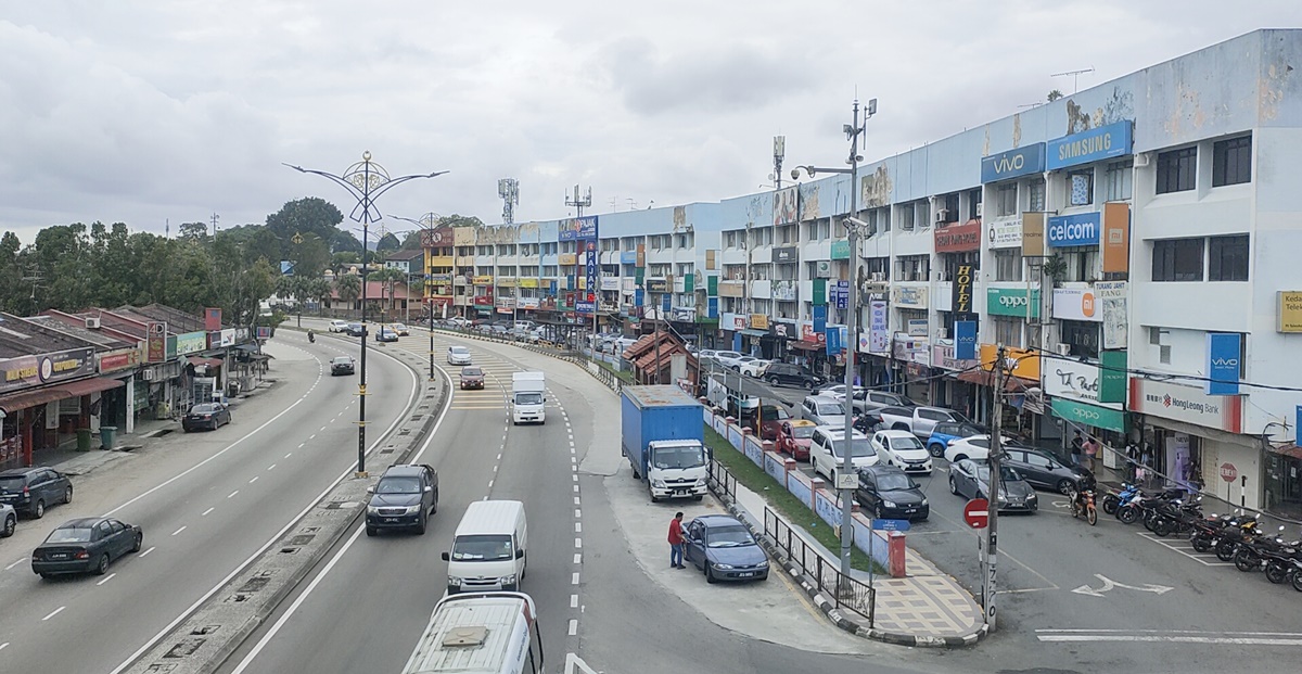**已签发**柔:第二版头条:士乃主干公路9月美化,更新街牌、拆除违建