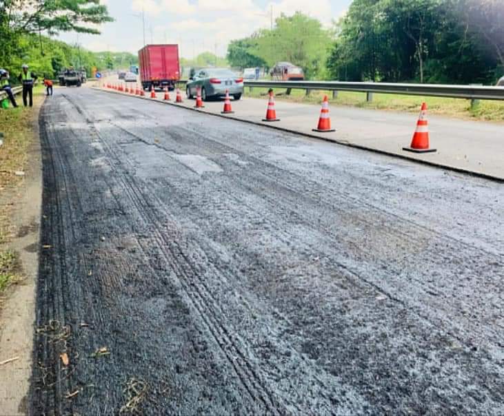**已签发**柔:翁哈菲兹视察士姑来金山园道路,重铺工程将分阶段进行至10月