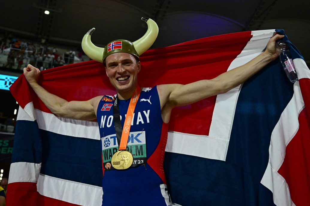 布达佩斯世界田径锦标赛| 男子1500米上演大爆冷 科尔力压奥运冠军封王