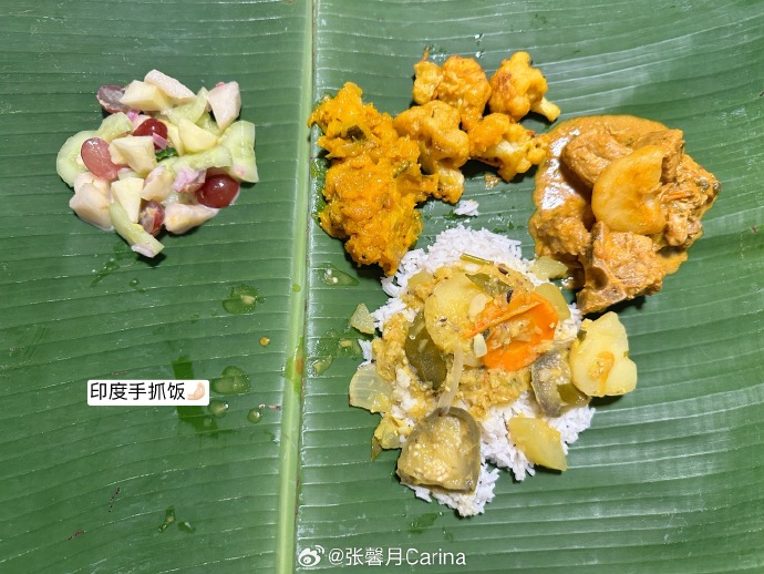 张馨月晒全家福旅马照 佘诗曼抱林峰女儿出镜