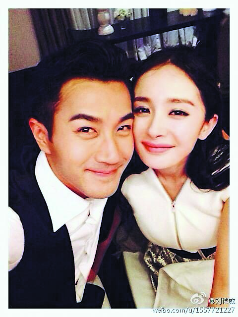 拒谈杨幂争小糯米抚养权 刘丹:人在做,天在看