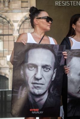 普汀暗黑毒杀史曝光! 反对派领袖纳瓦尼遭“内裤下毒”