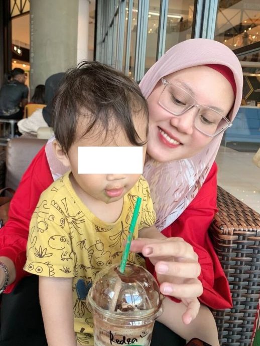 暖势力|给孩子买炸鸡身上不够现金 女子感动被好心陌生人请客