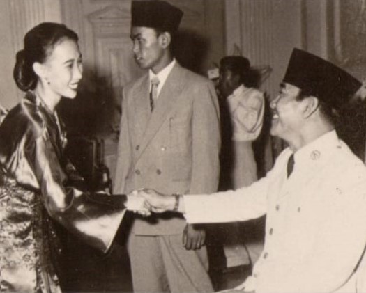 丧偶让她消沉半年,儿子一席话让廖春慧重新站上舞台