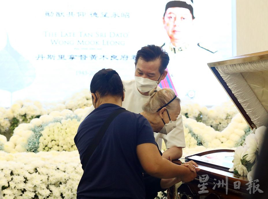 黄木良 丧府开放吊唁第二天