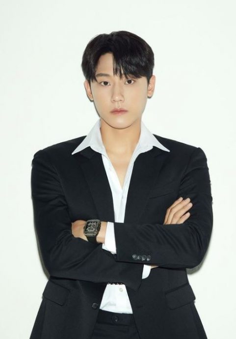 李到晛低调入伍 女友林智妍忙翻未送行