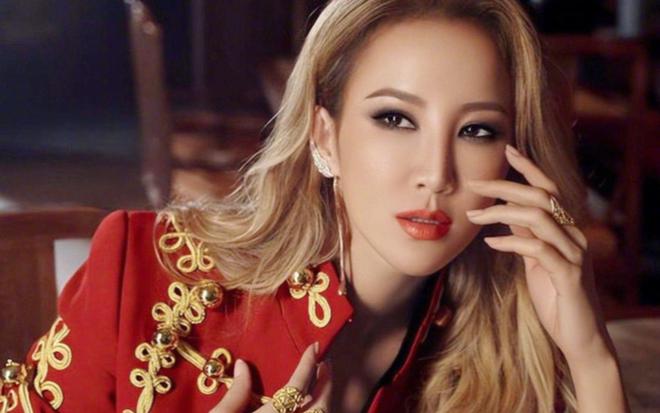 李玟2位学员静静不出声 愤怒网民出征痛批