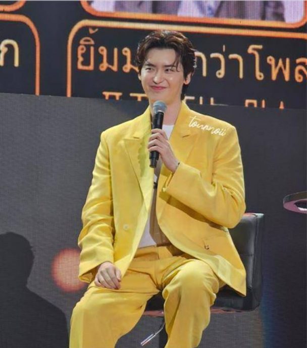 李钟硕超标幸福肥!网崩溃肿成发酵大馒头