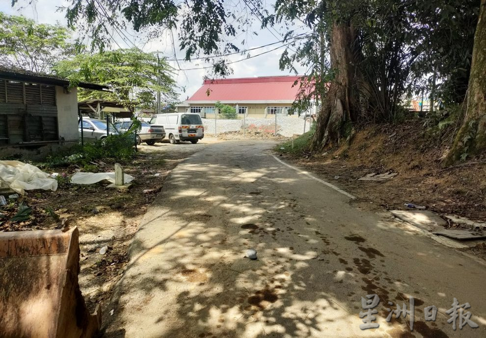 柔:民生特工:忧双轨铁道竣工后需绕远路行,哥打路居民促政府提供免费巴土