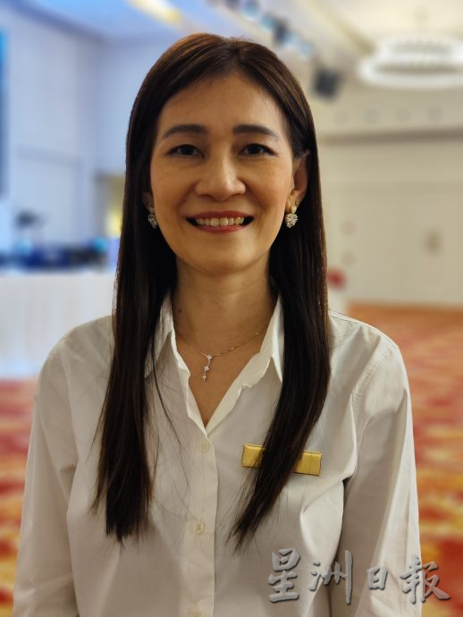 柔: 陈威见:管理系统不完善 塑料污染主因源自人类