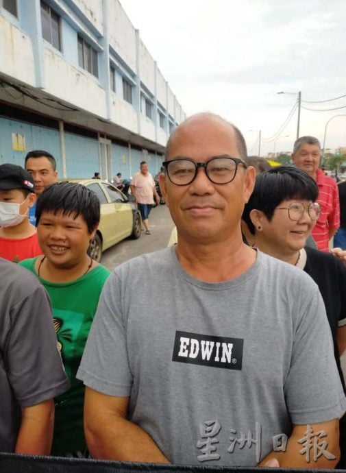 柔:东甲住宅区居民及商家反对在店铺设立殡仪馆