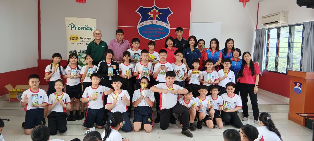 柔:头条之一:本报活动:有奖填字游戏,与麻坡3华小学生互动