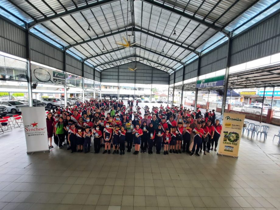 柔:头条之一:本报活动:有奖填字游戏,与麻坡3华小学生互动