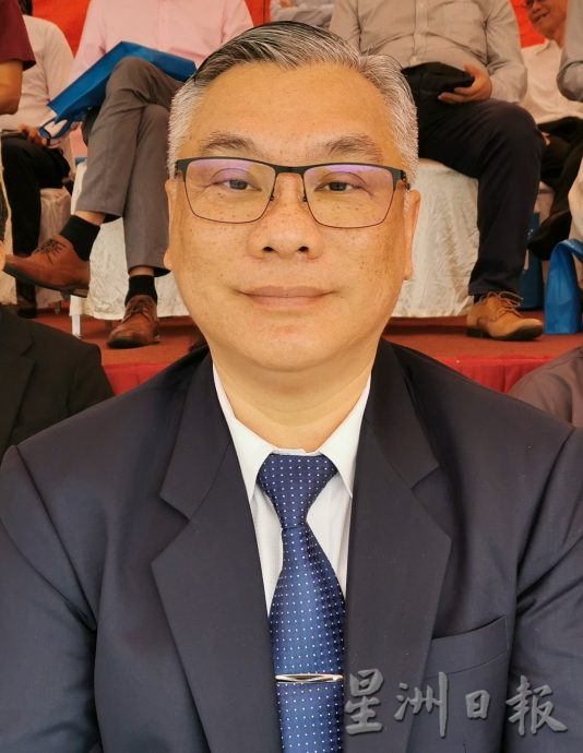 柔:宽中迎110年 教学制度转型改革 三校明年同步实行5天上课日