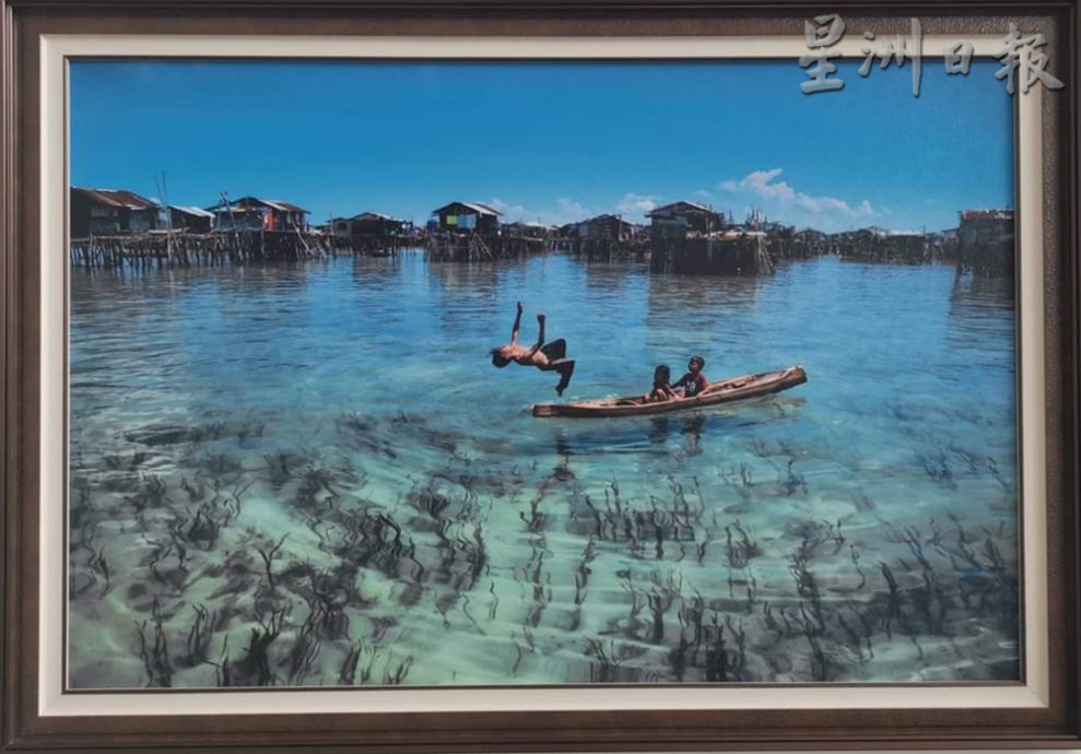 柔:新闻:配合110年校庆活动 古来宽中摄影展义卖