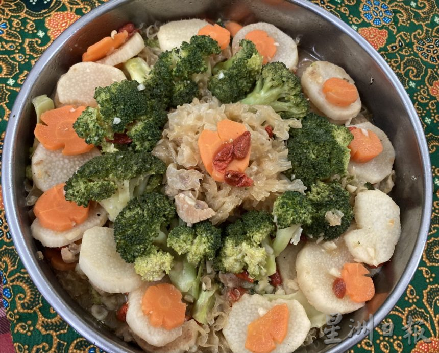 柔：食客指路之私房好菜（29/8日见报）：昔加末中华公会妇女组古早味月子餐