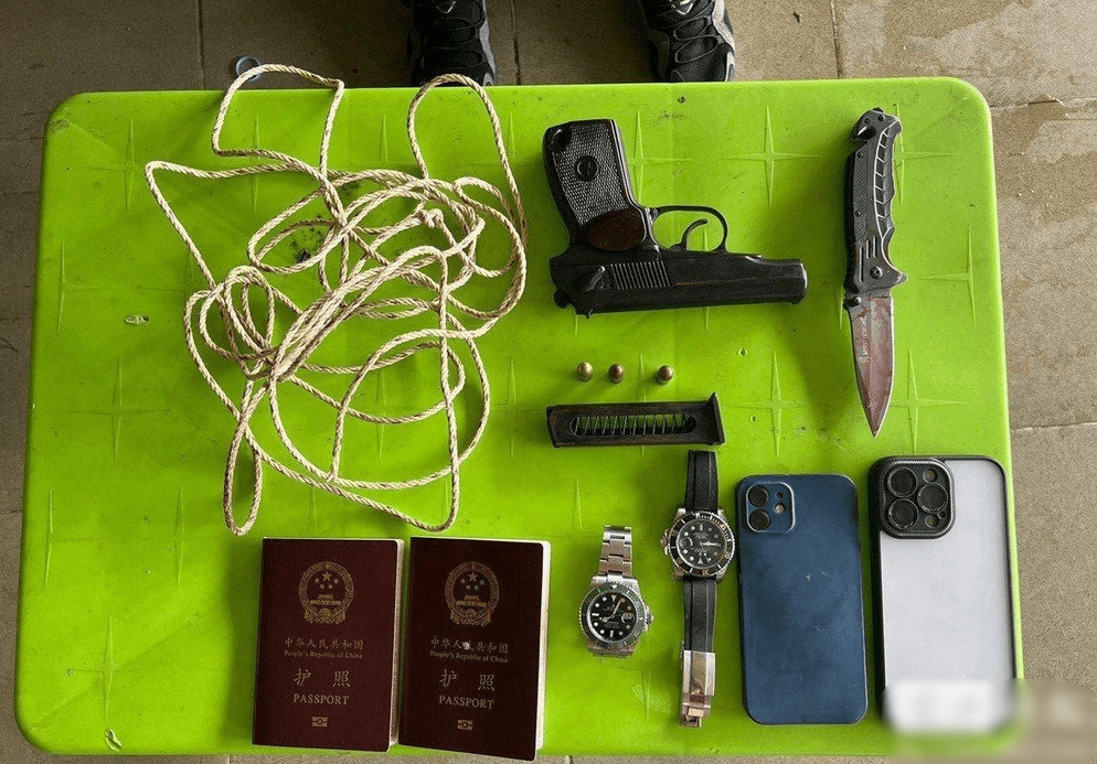 柬埔寨两华人当街绑架同胞被捕 其中人人持刀袭警中流弹