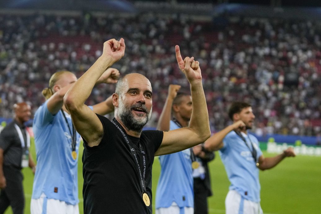 欧洲超级杯足球赛| 瓜帅执教蓝月7年15冠 曼市加冕四冠王