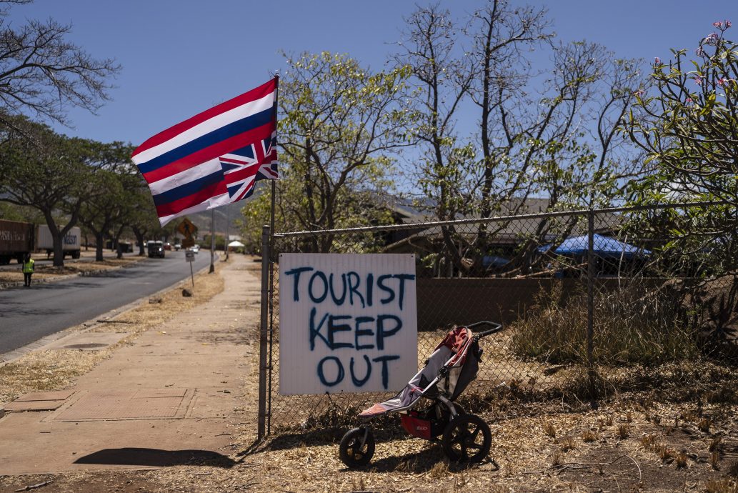 毛伊岛开始重建 居民与游客矛盾升级