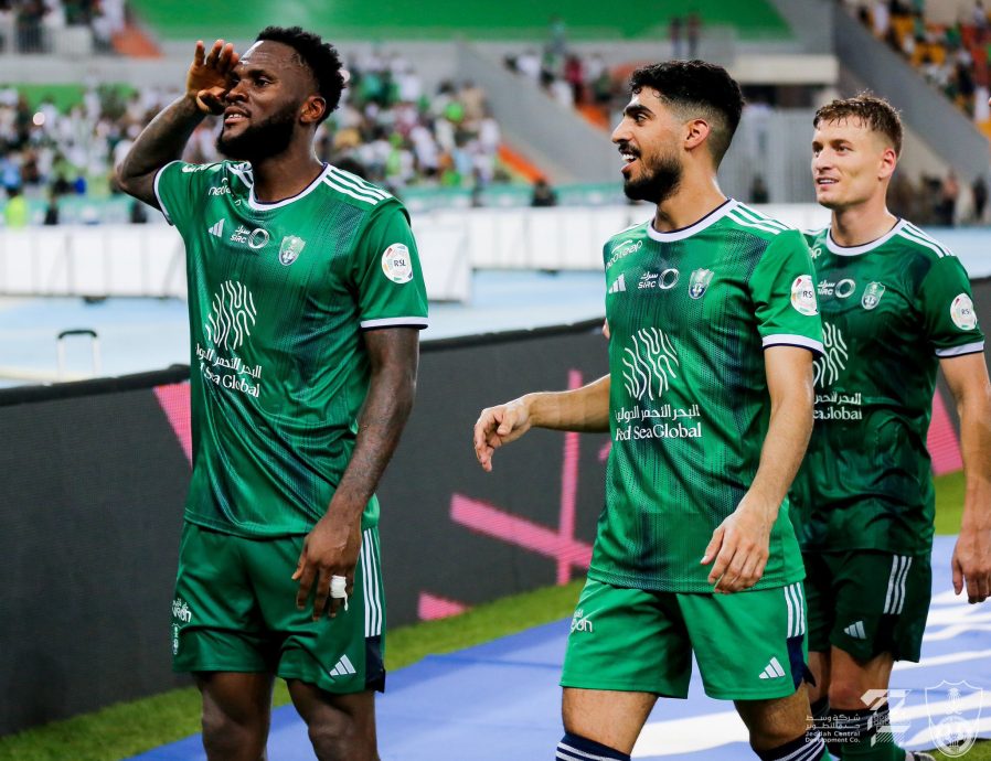 沙地超级足球联赛| 吉达联合开季3连胜 本泽马终“开斋”