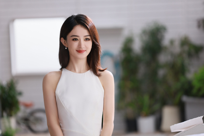 河北水灾泛滥 赵丽颖低调捐款无辜被骂