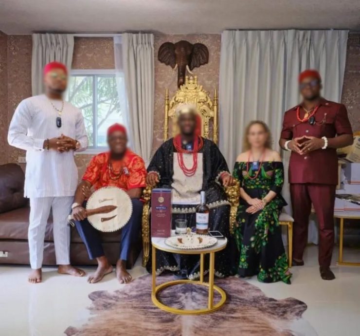 泰警侦破网恋诈骗案 捕14人起逾亿财物