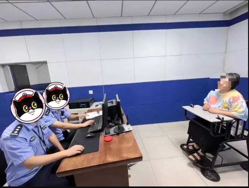 涉诱导逾百人排队买盐 西安老板被拘留