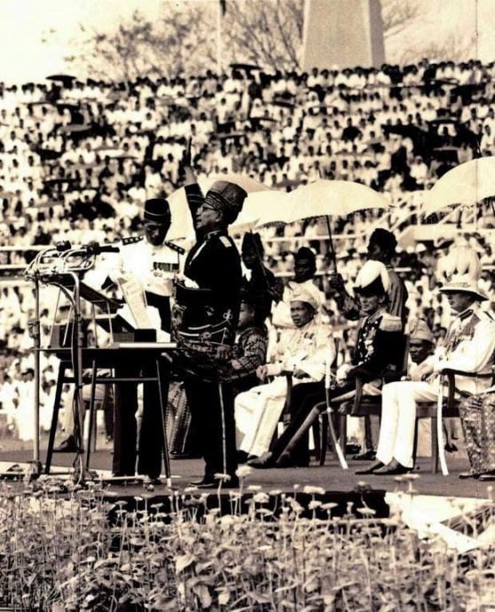 珍藏国父亲笔签名RM1纸钞“已故父亲留给我的传家宝”