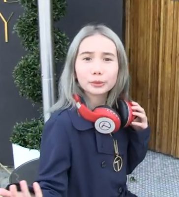 百万炫富14岁网红“起死回生” “我帐号被骇”