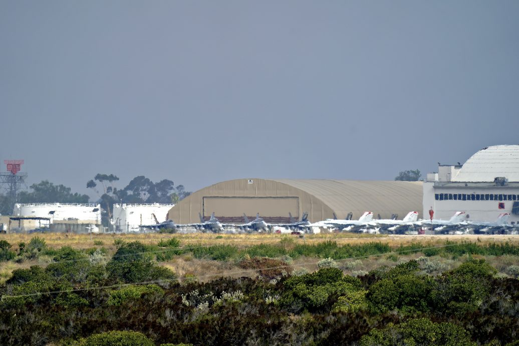 看世界/F/A-18D大黄蜂战机坠毁 美陆战队证实飞行员罹难