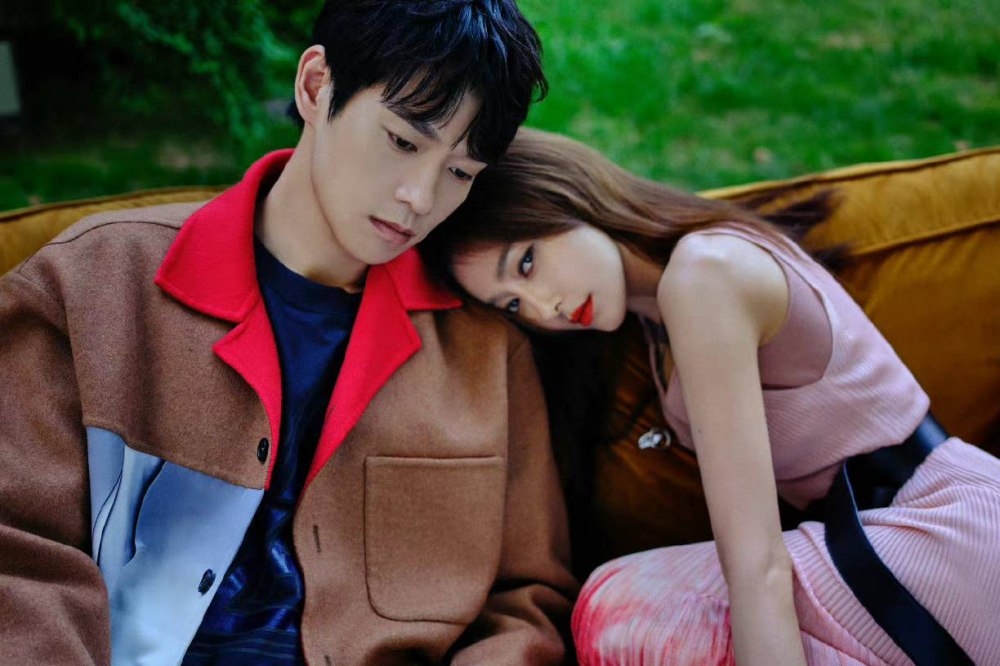 秦岚有大瓜了? 现身儿科被疑已怀孕