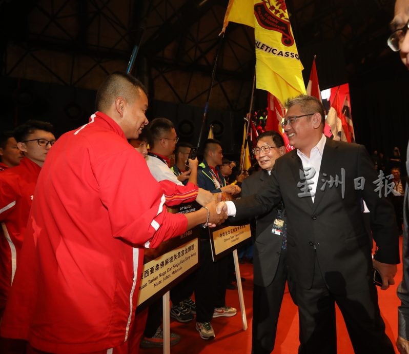 第一天:第14届云顶世界狮王争霸战