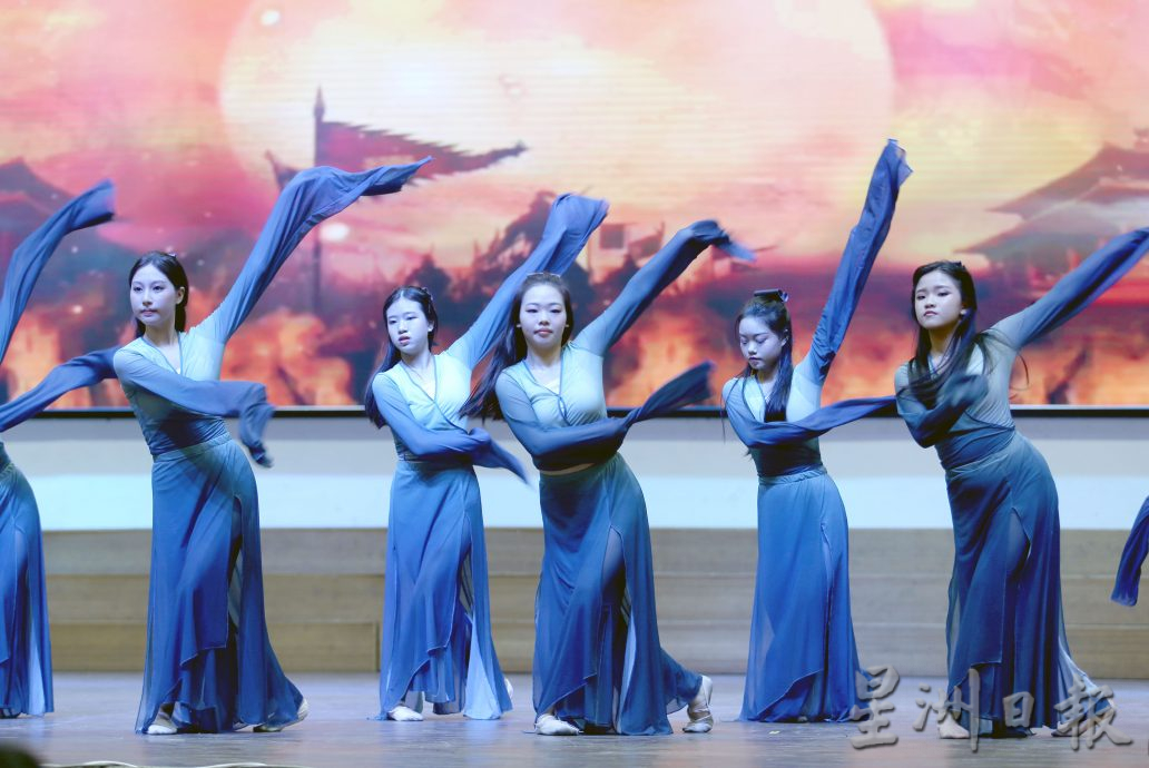 胡恩林：筹募1000万令吉建设发展基金  深斋中学永续发展  