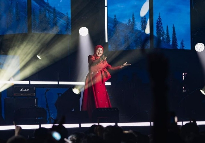 茜蒂诺哈丽莎忆14岁才首尝肯德基 网叹：现在孩子太幸福	