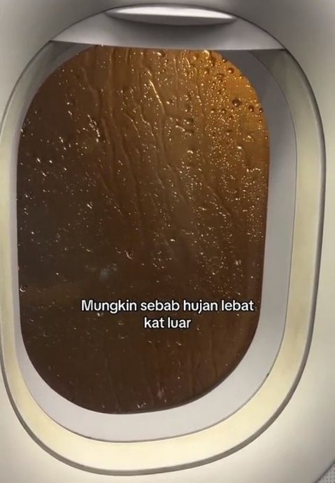 视频|吓死人!机舱内浓烟密布 原来是加湿器惹的祸