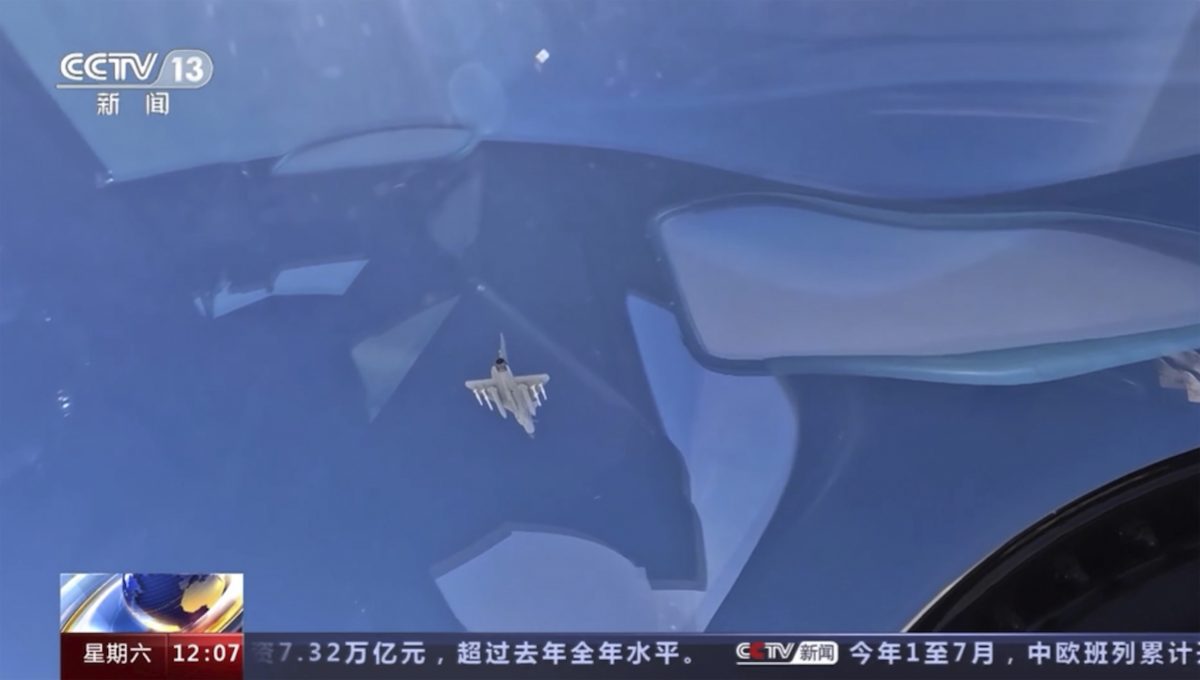 解放军台岛周边军演 围岛进逼警告台独