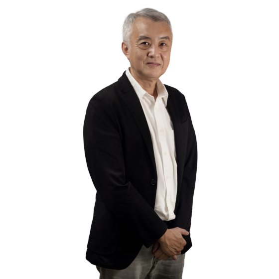 谭宝婷／跨越时代变迁谱写情感交织──话剧《谢师会》