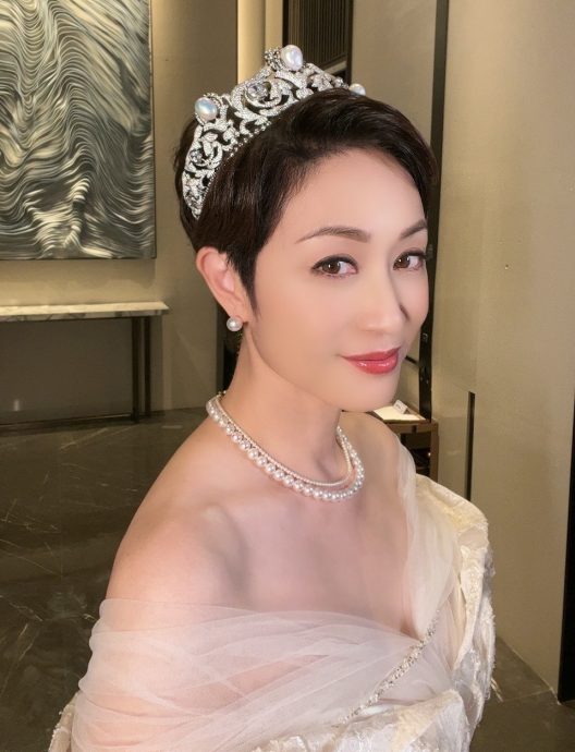 起诉自媒体侵犯肖像权　网嘲陈法蓉：缺钱吗？