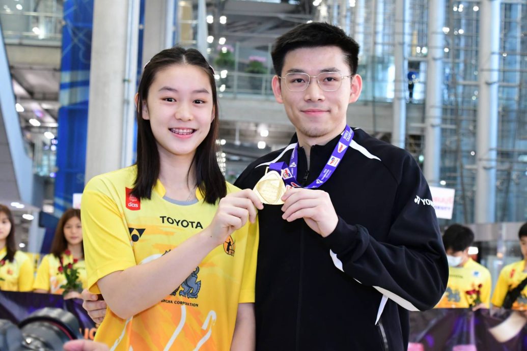 载誉回国机场获盛大迎接 昆拉沃:未来不改比赛风格